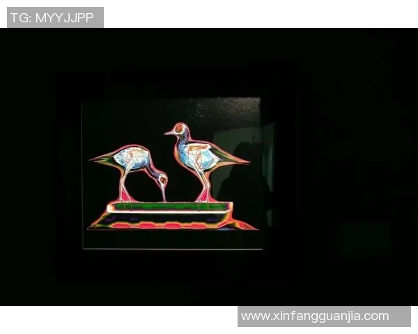 蒙拉丽莎与足球明星的奇妙邂逅揭示艺术与运动的完美融合