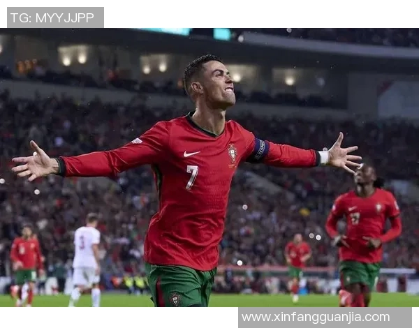 足球明星C罗7号的传奇之路与无尽荣耀的背后故事